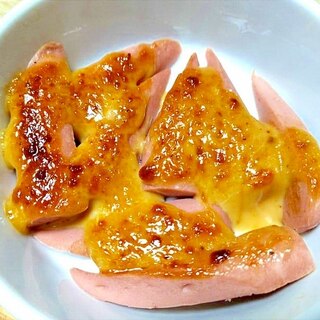 簡単おつまみ☆魚肉ソーセージのマヨソース焼き